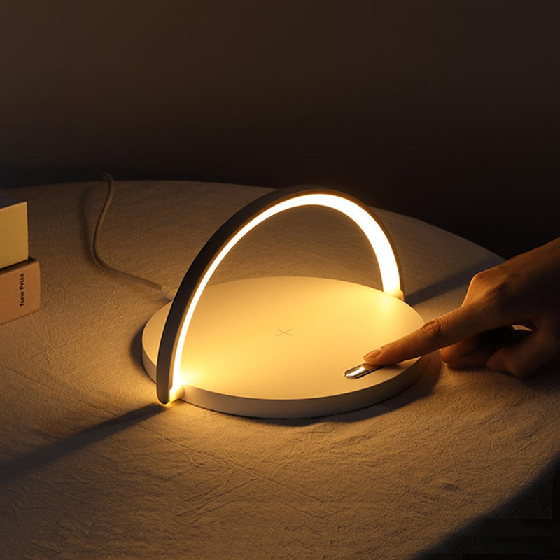 Fast Wireless Charger Table Lamp for iPhone 8Plus X XR 8 11 Pro XS Max Samsung S10 S9 7 S20 Note10 9 Charging night light Pad